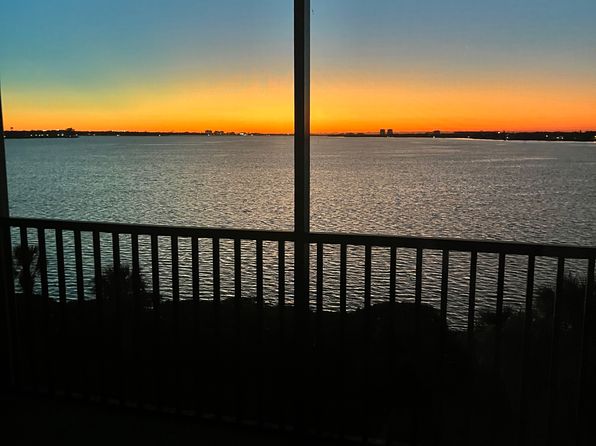 850 Tidewater Shores Loop #404