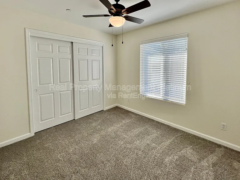 6646 E Montecito Ave — Photo 4