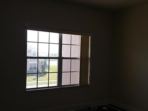 5th image of 2725 Bartlet Dr