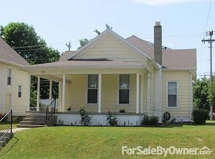 A beautiful home
						:
						Great neighbors!