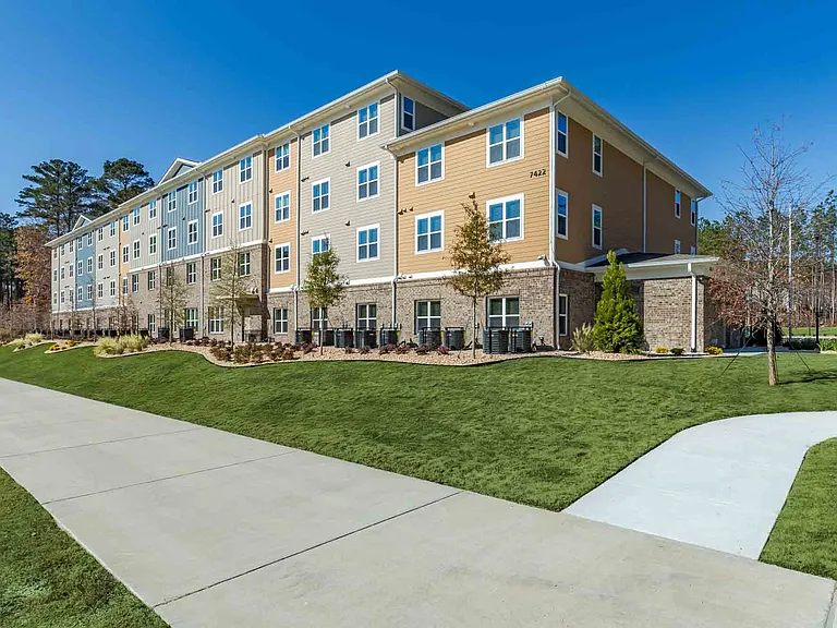 Crossing Pointe Senior Apartments — Photo 18