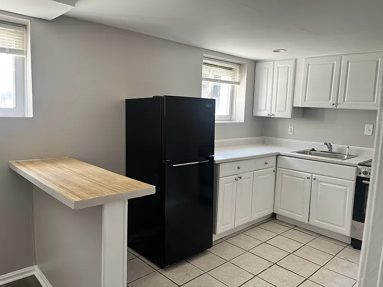 4533 Locust St #1 — Photo 5