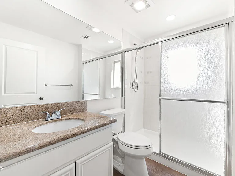 693 Cypress Ave — Photo 24