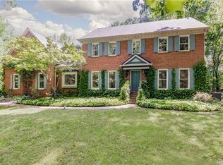 2631 Cross Country Rd, Charlotte, NC 28270