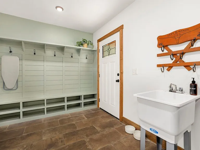 468581 East Rd #599-ID1221901P — Photo 30