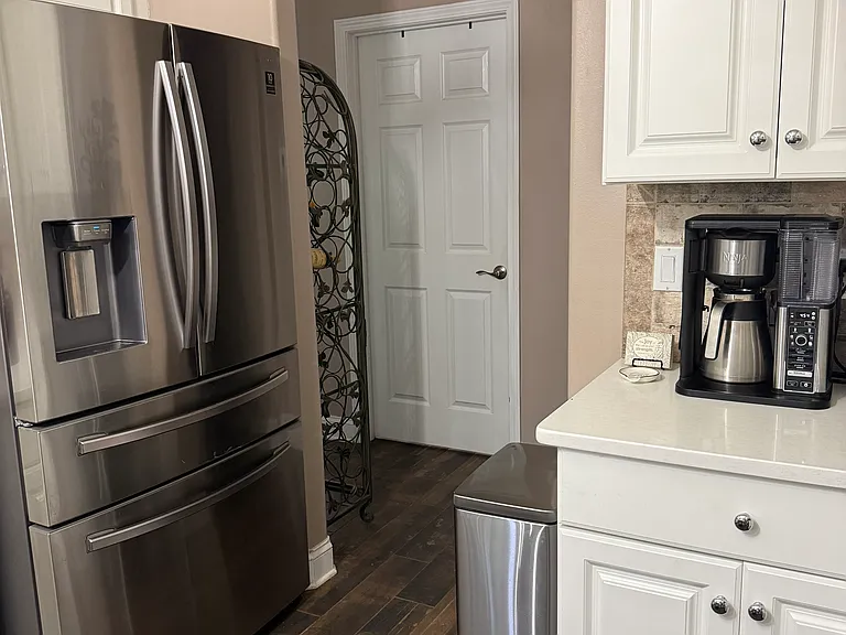 329 Serina Cv — Photo 17
