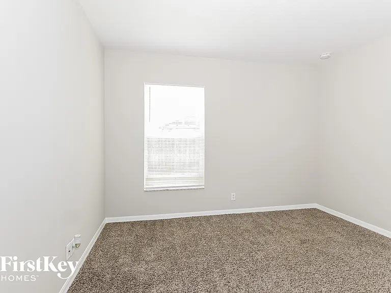 3526 SW Rosardo St — Photo 11