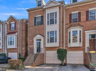 32 Dawn View Ct, Silver Spring, MD 20904