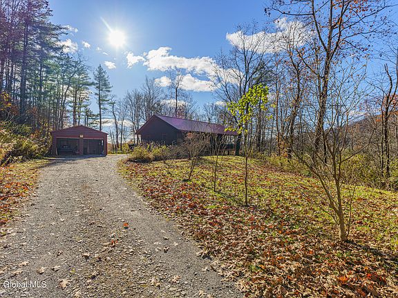 3rd image of 1048 County Route 74