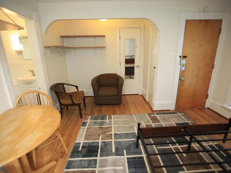 602 Monroe St #602-4 — Photo 25