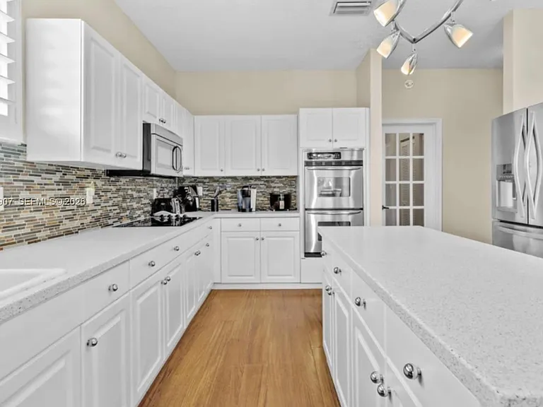 1333 SW 175th Way — Photo 9