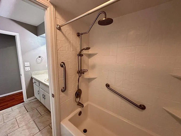 2205 Basking Ridge Trl — Photo 17