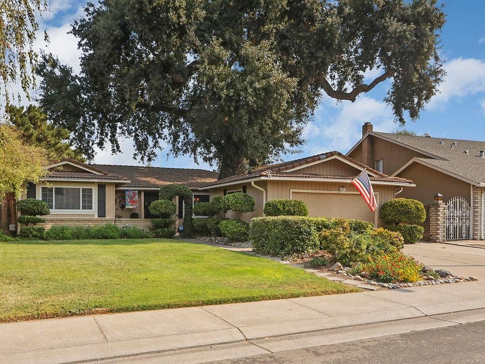 1st image of 1819 Chaparral Way