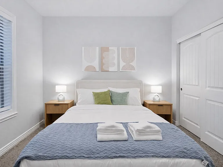 3406 Charleston St — Photo 22