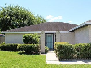 9806 Shell Rock Rd, La Porte, TX 77571