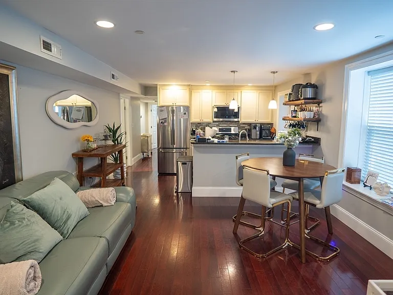 59 Putnam St #1 — Photo 7