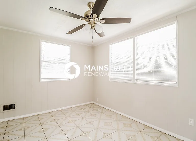 3108 Pembrook Dr — Photo 7