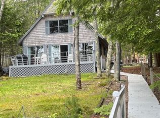 166 Ridge Rd, Raymond, ME 04071