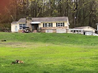 1254 Gihon Rd, Parkersburg, WV 26101