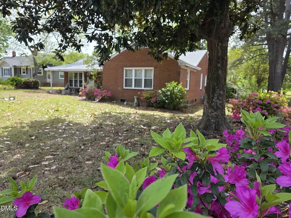1305 Erwin Rd