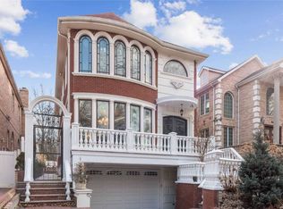 176-28 Kildare Rd, Jamaica, NY 11432