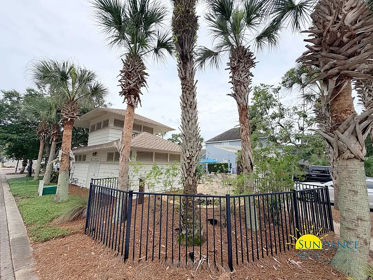137 Golf Villa Dr — Photo 42