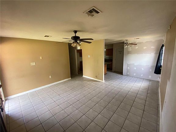 5th image of 2609 Shannon Dr