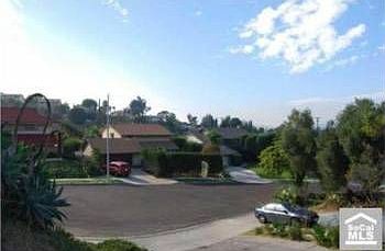 1st image of 424 Canoe Cove Dr