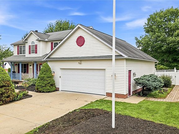 2nd image of 908 Sand Lot Cir