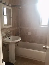 Rented by Roberto Guilbet, LREB