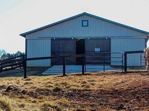 2nd image of 1050 Ricky West Rd