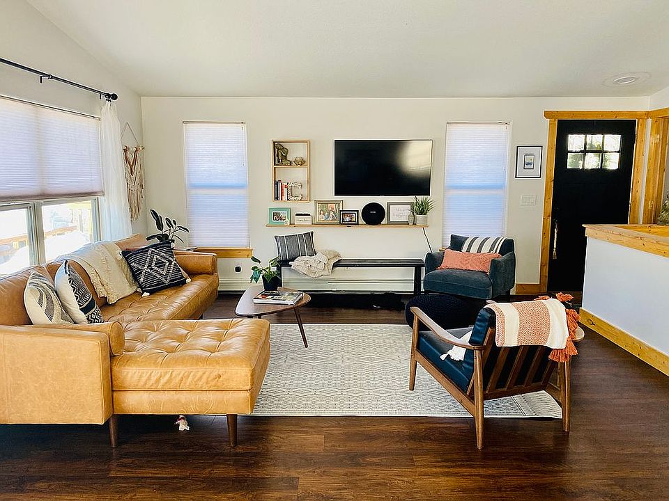 Upstairs living room