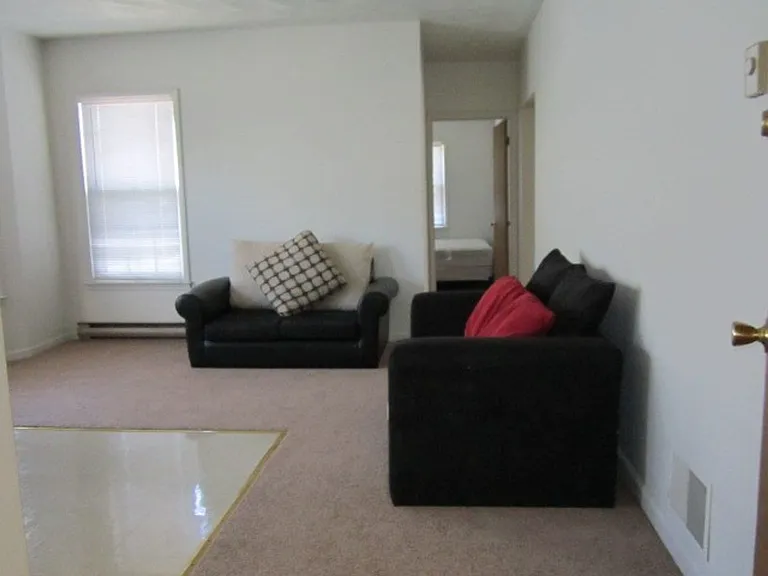 205 Comstock Avenue — Photo 18