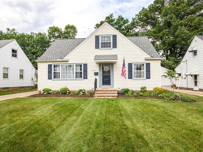 1710 Mayfair Blvd, Mayfield Heights, OH, 44124