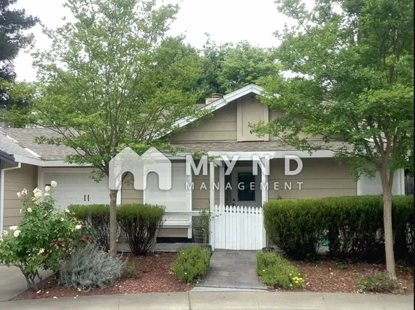 1 De Sart Ct, Sacramento, CA 95831