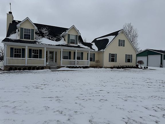 3rd image of 12073 Belle River Rd