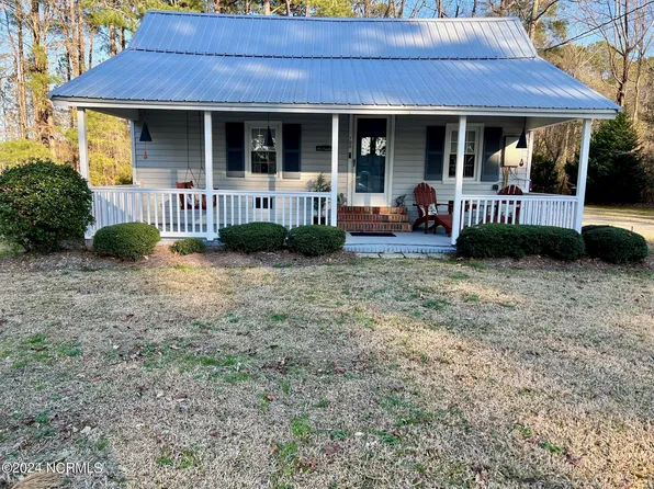 700 N Grimes Street, Robersonville, NC 27871