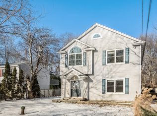 18 Millers Ln, Montville, NJ 07045