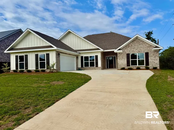 20967 S Southtown Dr, Robertsdale, AL 36567