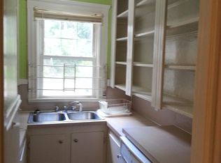 61 Halsey St #1, Providence, RI 02906