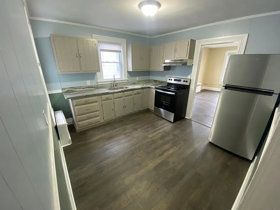 3978 Penn Ave #C