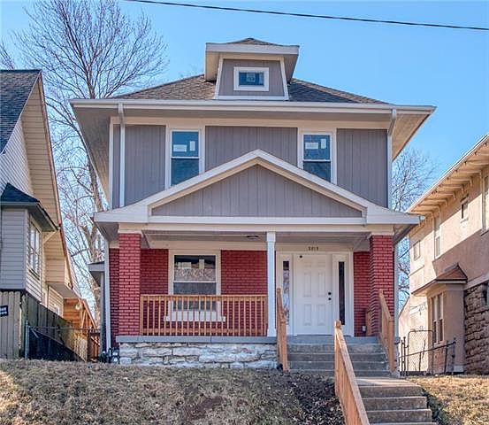 1st image of 2815 E 8th St
