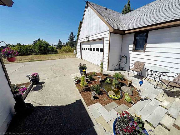 2nd image of 707 S Wheatland St