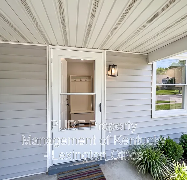 566 N Martin Luther King Blvd — Photo 2