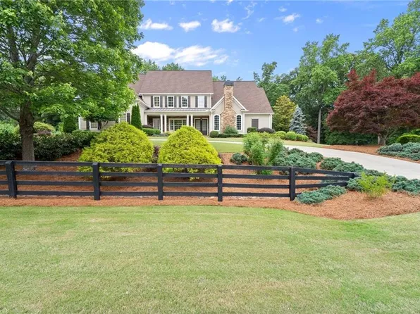 322 Edwards Brook Ln, Canton, GA 30115