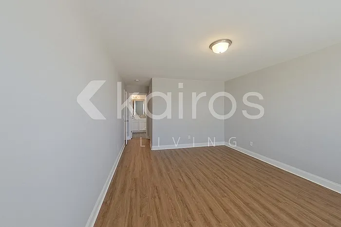 228 Western Red Cedar Dr — Photo 20