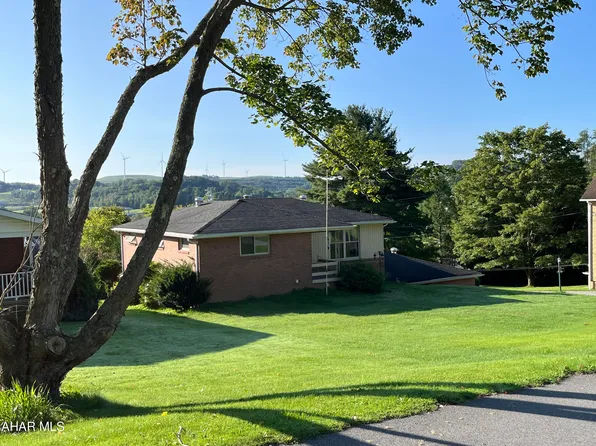 137 Baker St, Hastings, PA 16646