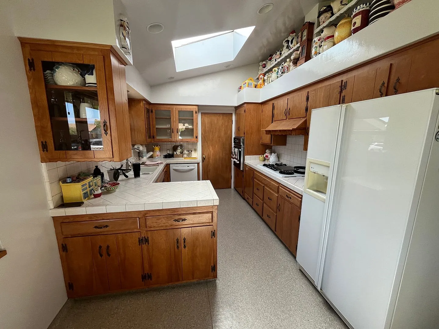 502 E. Rose Avenue — Photo 2