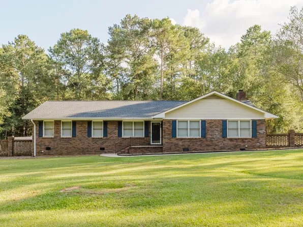 226 Edgewood Dr, Americus, GA 31709