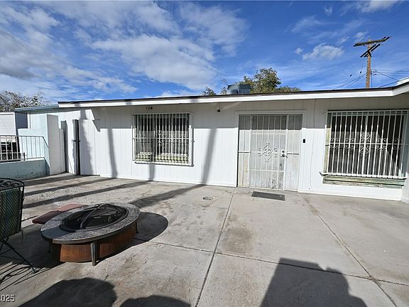 5th image of 4413 Berkley Ave